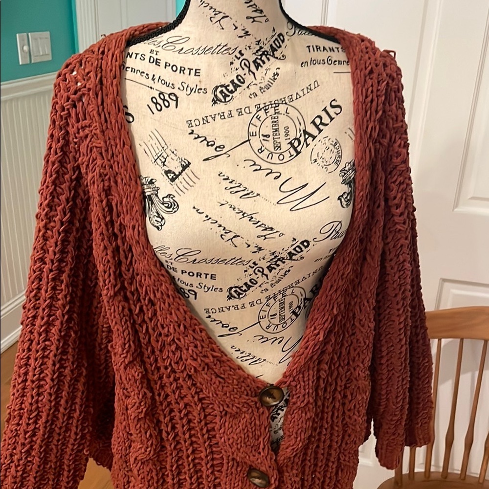 Women's Rust Sweater - Picture 4 of 5